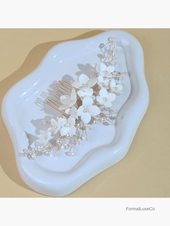 Handmade Bridal Hair Comb with Resin Flowers Pearl and Rhinestone Accents main image 5